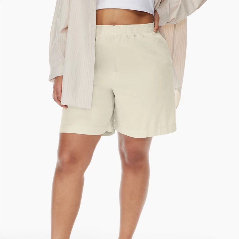 Aritzia Wilfred Free Nova Short